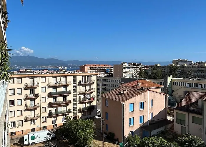 Le Romane-Appartement Calme Et Confort-15 Minutes A Pied De L Hyper Centre-Parking Gratuit Ajaccio (Corsica)
