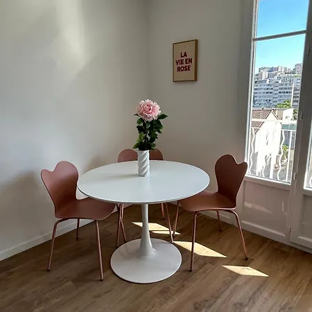 Le Romane- T2 Proche Centre-ville Et Parking Gratuit Appartamento *