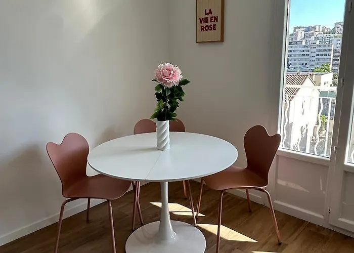 Le Romane- T2 Proche Centre-ville Et Parking Gratuit 아파트 *